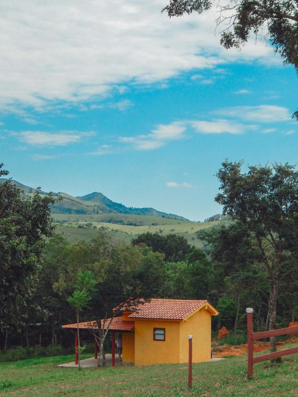 Pousada Aguas Da Canastra Vargem Bonita Bagian luar foto